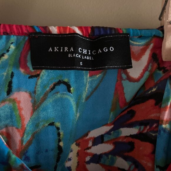 Akira Flower top - Picture 3 of 5